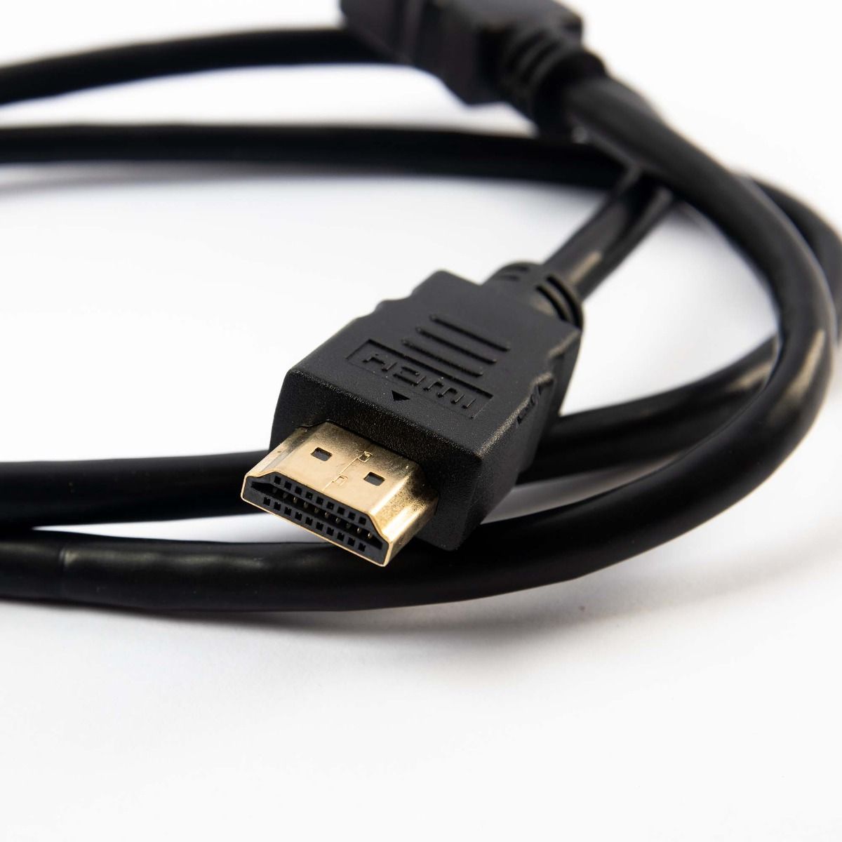RadioShack HDMI 2.0 4K Round Cable with Ethernet Male to Male - 1.8m (6 Ft) 1503267