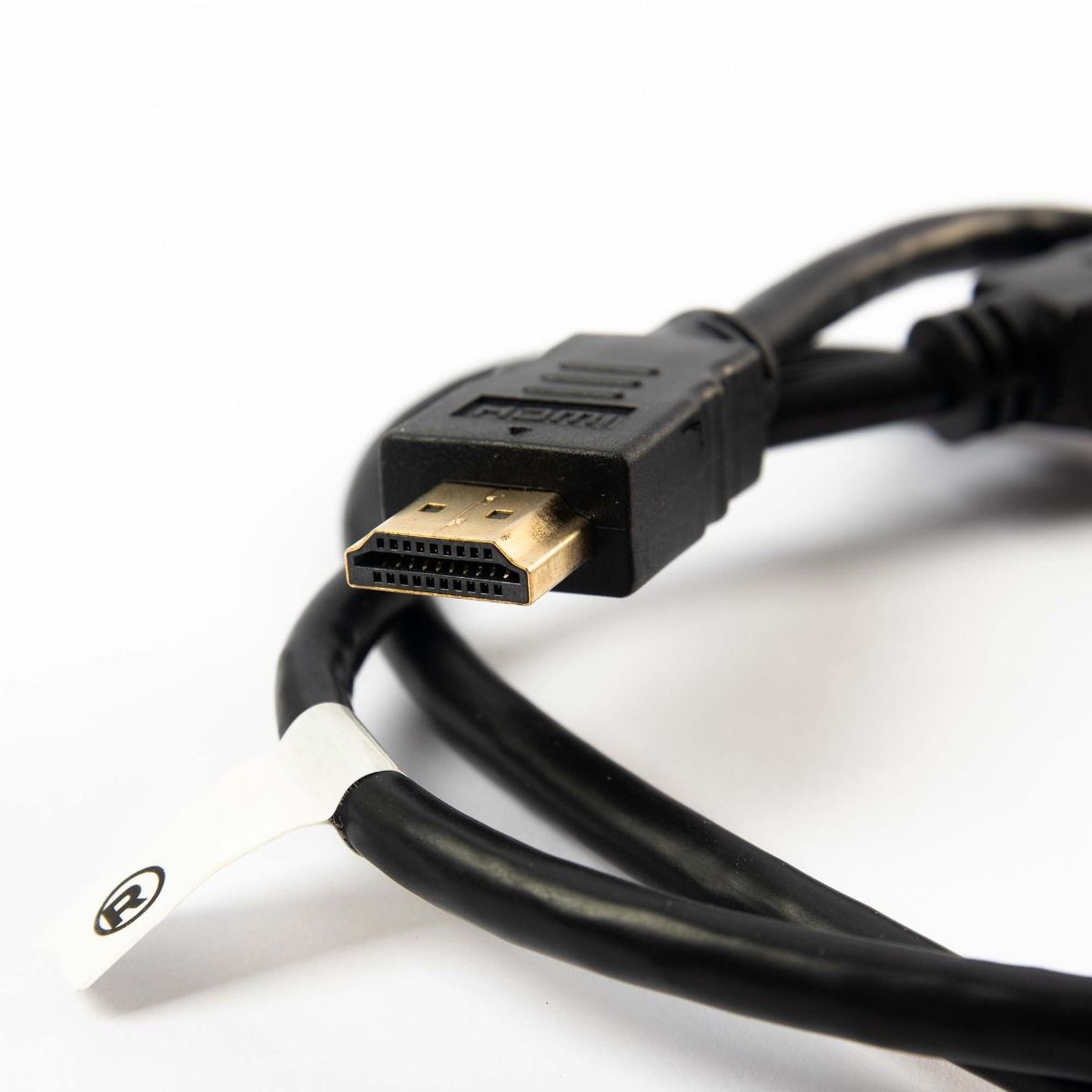 RadioShack HDMI 2.0 4K Round Cable with Ethernet Male to Male - 1.8m (6 Ft) 1503267 3 RadioShack HDMI 2.0 4K Round Cable with Ethernet Male to Male - 1.8m (6 Ft) 1503267