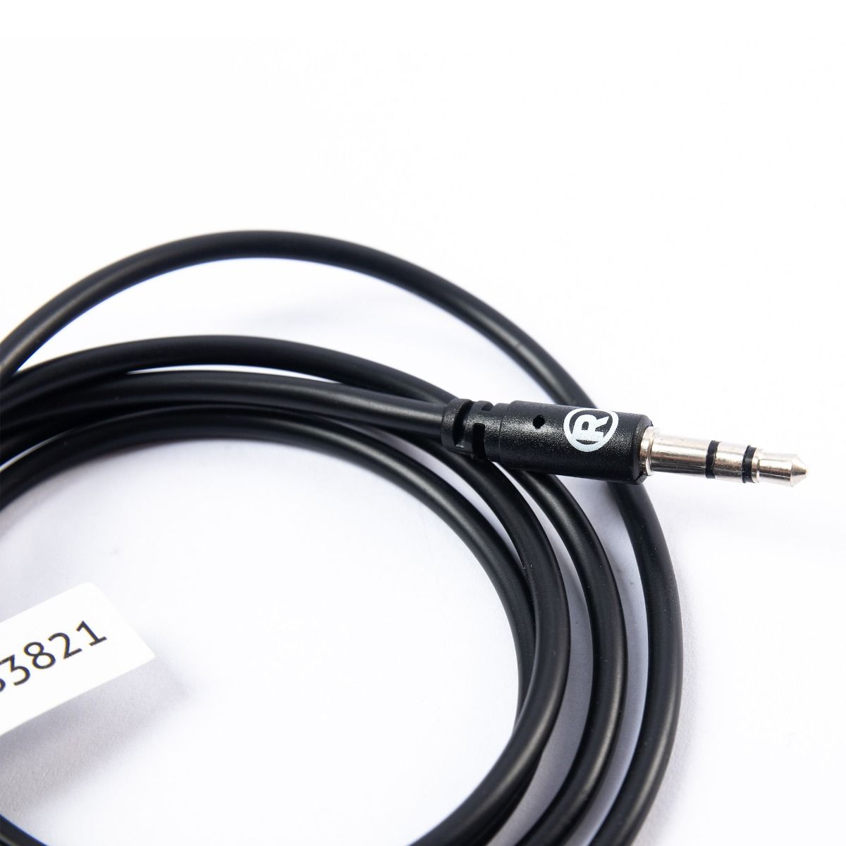 RadioShack 3.5mm Male to Male Round Cable - 91.4cm (3 Feet) 4203231